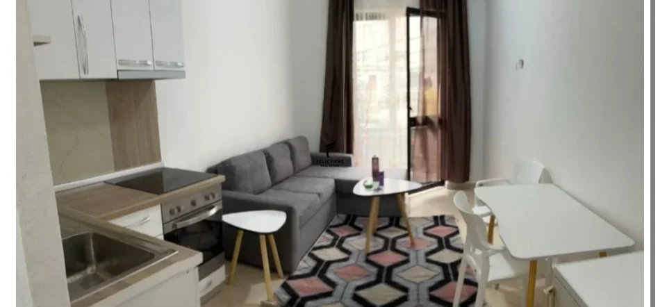 Tirane, jepet me qera garsonier Kati 1, 45 m² 300 € (KODRA E DIELLIT)