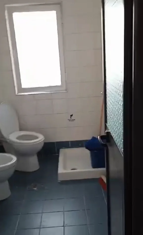 Tirane, shitet apartament 1+1 Kati 6, 60 m² 85.000 € (LAPRAKE)