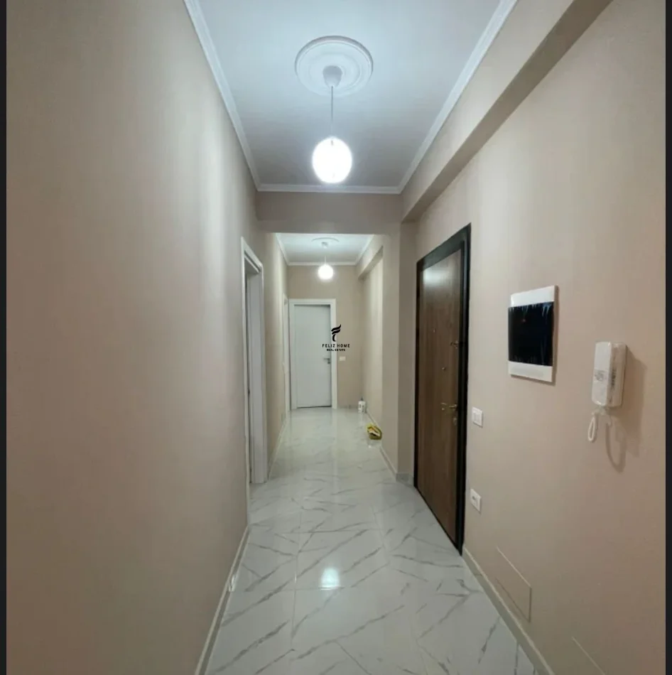 Tirane, jepet me qera apartament 2+1 Kati 3, 115 m² 550 € (ASTIR)