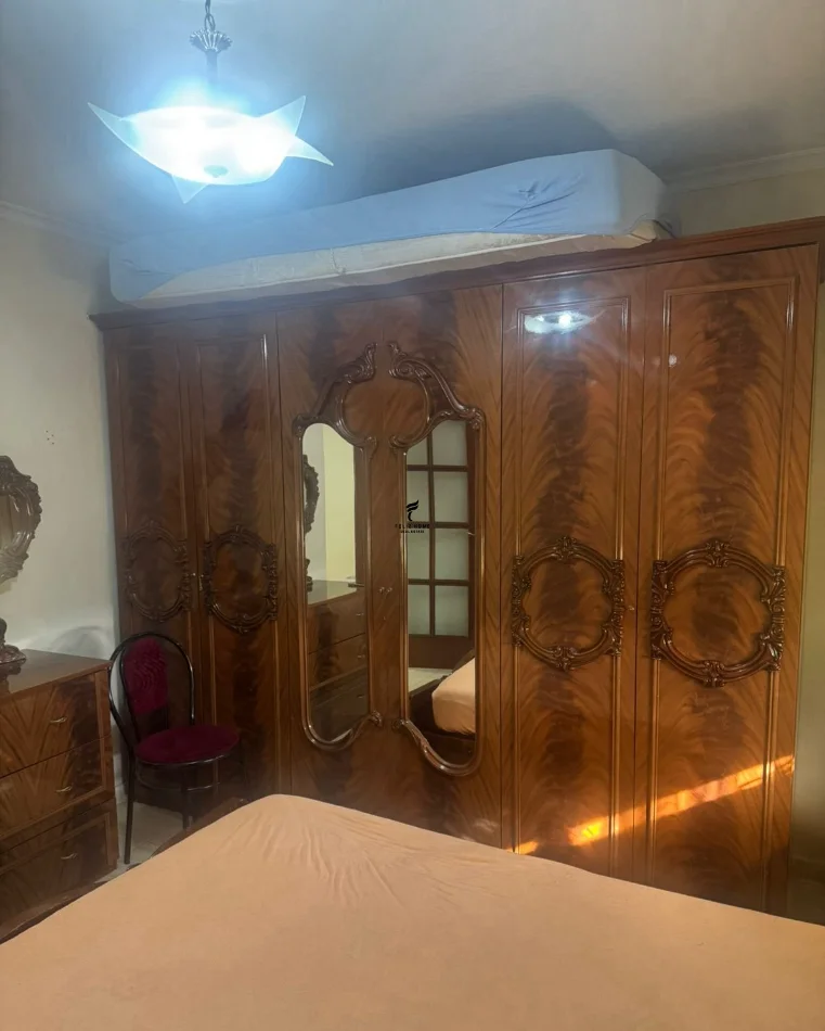 Tirane, jepet me qera apartament 1+1 Kati 4, 80 m² 400 € (RRUGA E DIBRES)