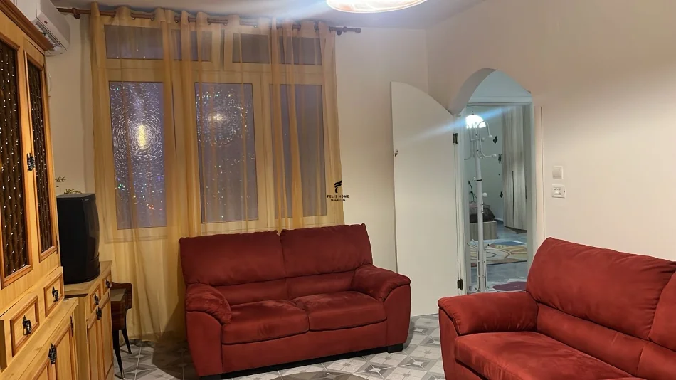 Tirane, jepet me qera apartament 1+1 Kati 2, 50 m² 420 € (MYSLYM SHYRI)