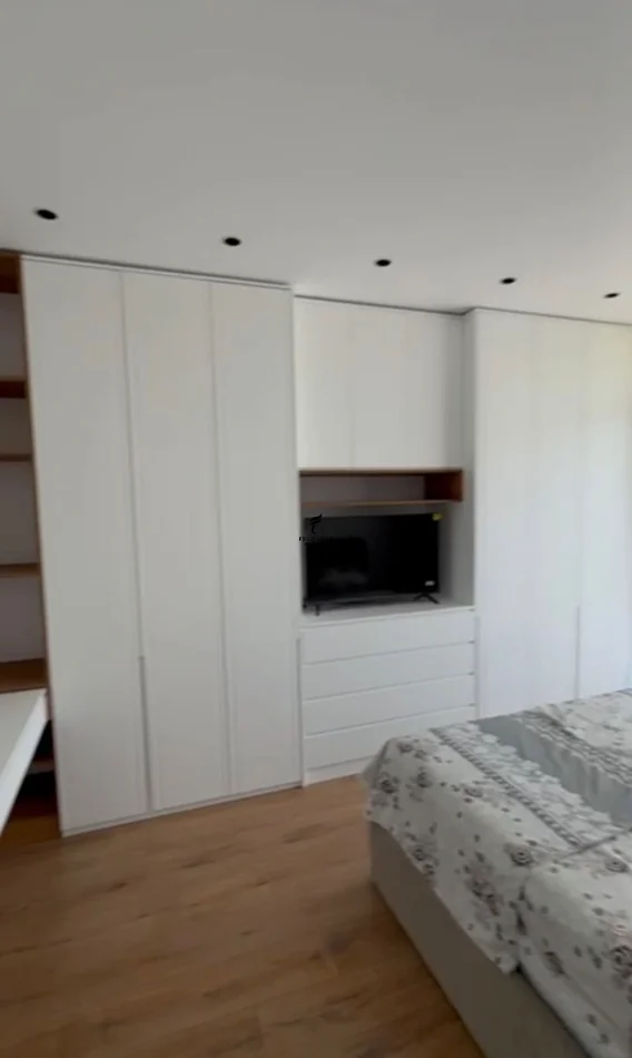 Tirane, jepet me qera apartament 1+1 Kati 6, 76 m² 700 € (BULEVARDI I RI)