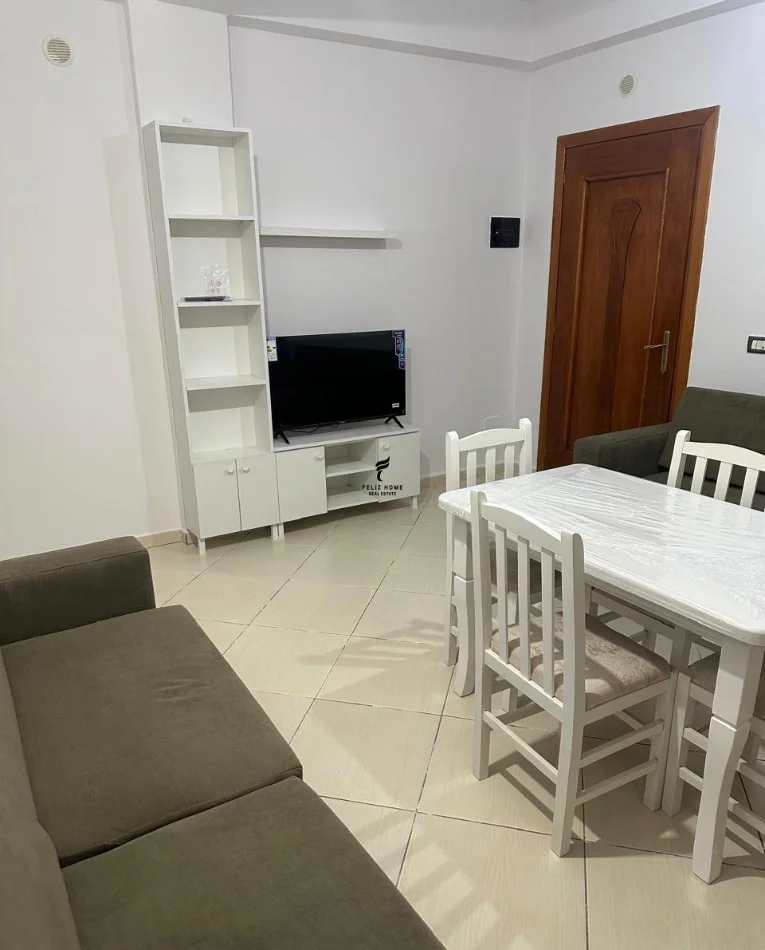 Tirane, jepet me qera apartament 2+1 Kati 3, 70 m² 350 € (RRUGA MYSLYM KETA)