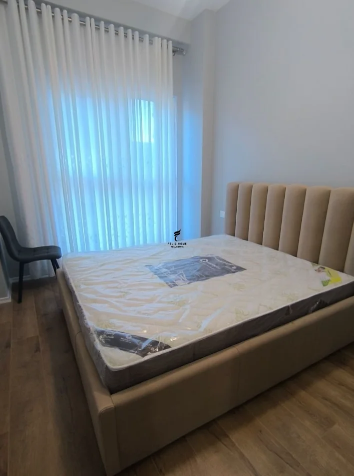 Tirane, jepet me qera apartament 1+1 Kati 6, 72 m² 600 € (LAPRAKE)