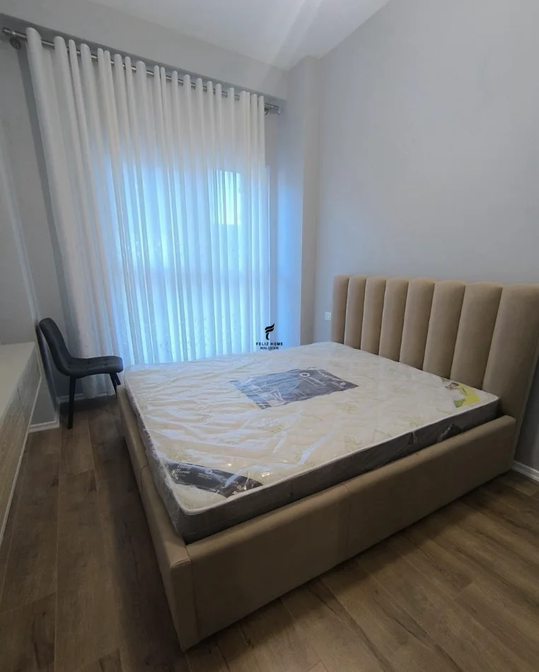 Tirane, jepet me qera apartament 1+1 Kati 6, 72 m² 600 € (LAPRAKA)