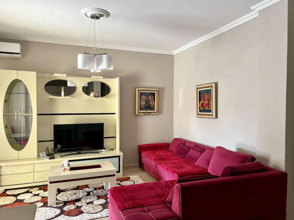 Tirane, jepet me qera apartament 1+1 Kati 4, 60 m² 570 € (DON BOSKO)
