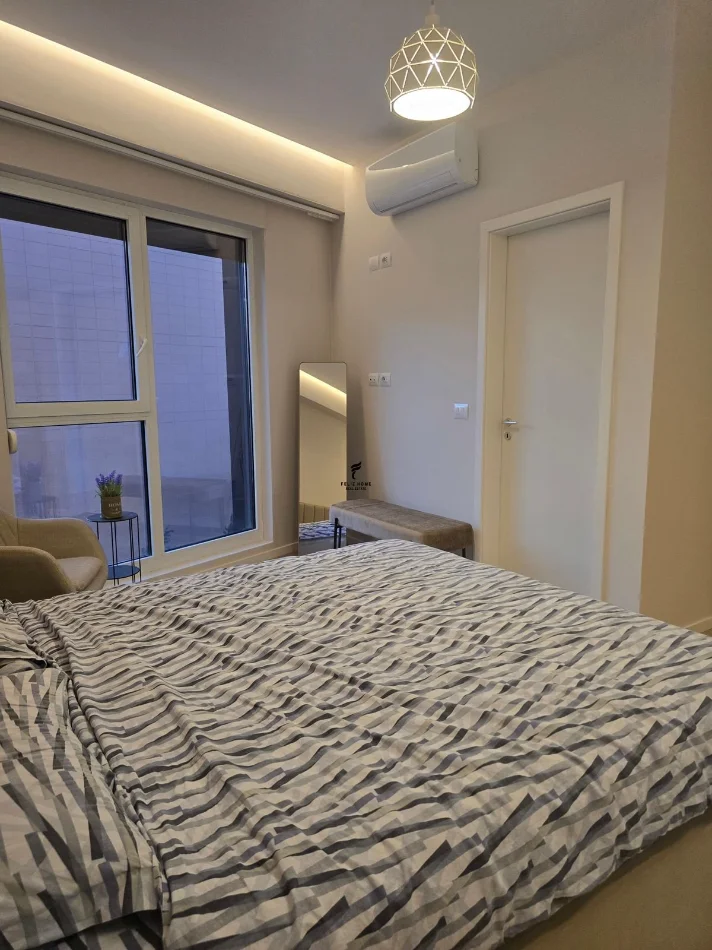 Tirane, jepet me qera apartament 2+1 Kati 3, 102 m² 900 € (BULEVARDI I RI)