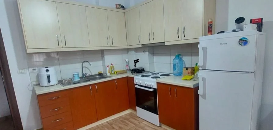 Tirane, jepet me qera apartament 1+1 Kati 3, 60 m² 380 € (ASTIR)