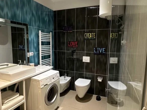 Tirane, jepet me qera apartament 1+1+Ballkon Kati 6, 80 m² 1.300 € (AIR ALBANIA)