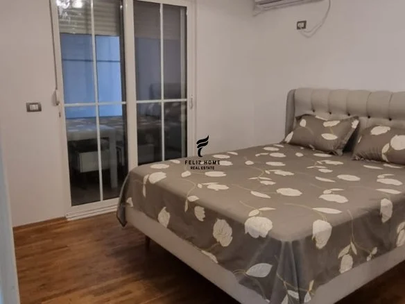 Tirane, jepet me qera apartament 3+1 Kati 3, 90 m² 900 € (SHESHI WILLSON)
