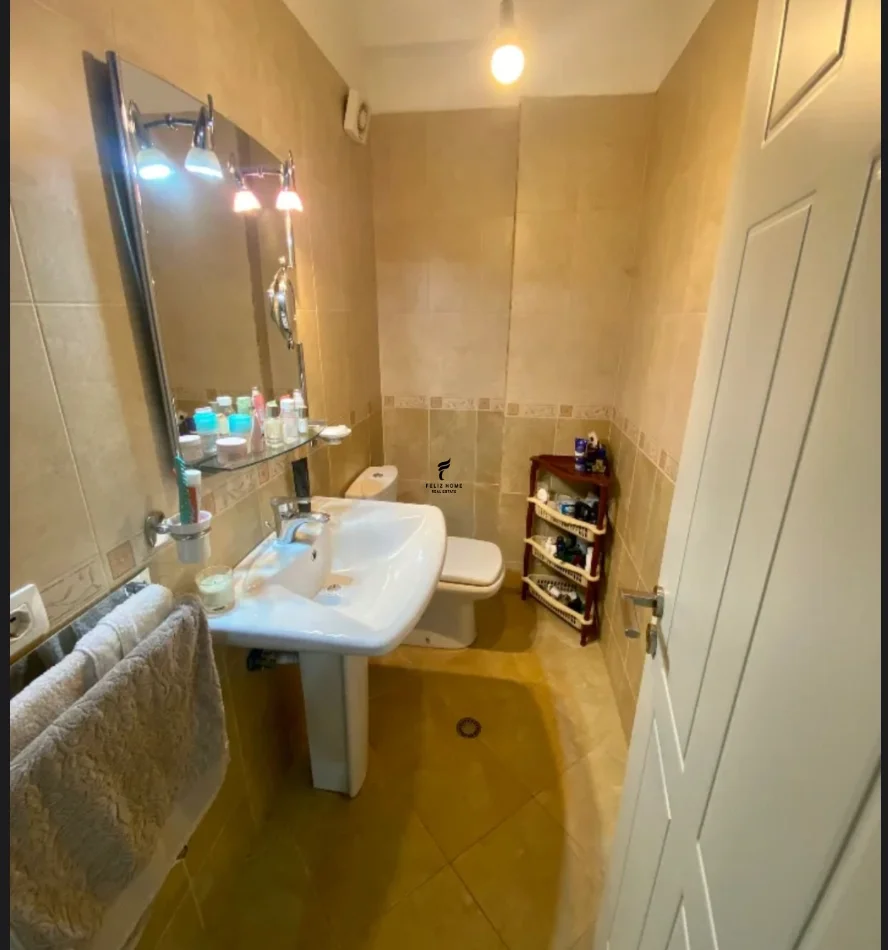 Tirane, shitet apartament 2+1 Kati 3, 116 m² 163.000 € (YZBERISHT)