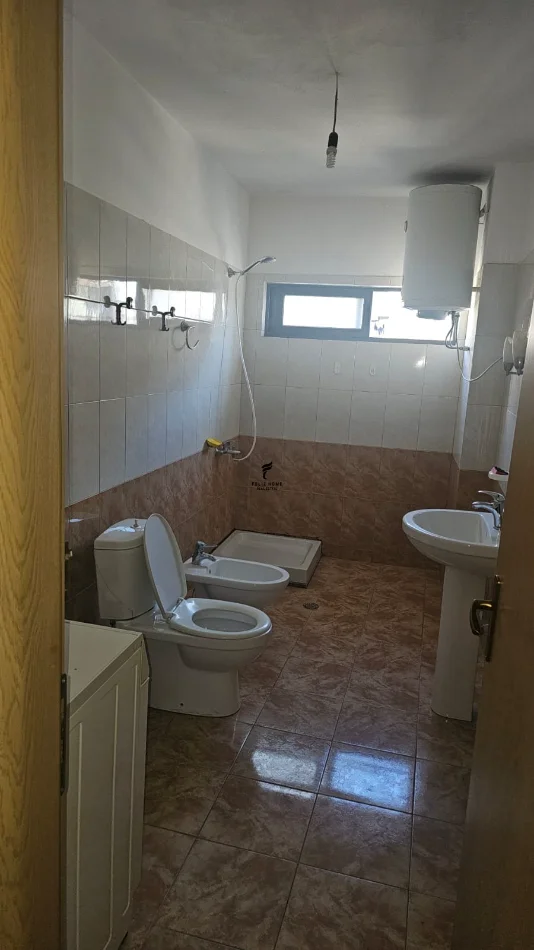 Tirane, jepet me qera apartament 2+1 Kati 8, 80 m² 550 € (21 DHJETORI)