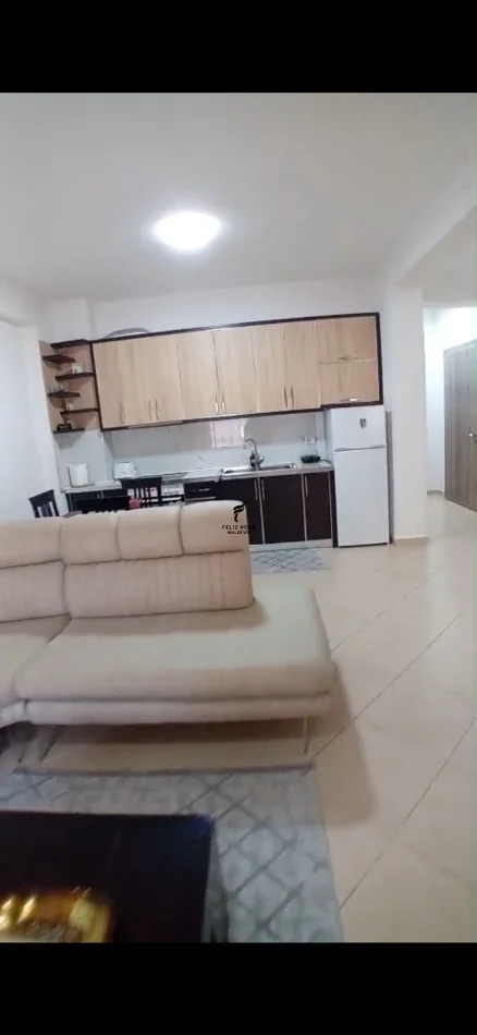 Tirane, jepet me qera apartament 2+1 Kati 3, 100 m² 550 € (RRUGA E KAVAJES)