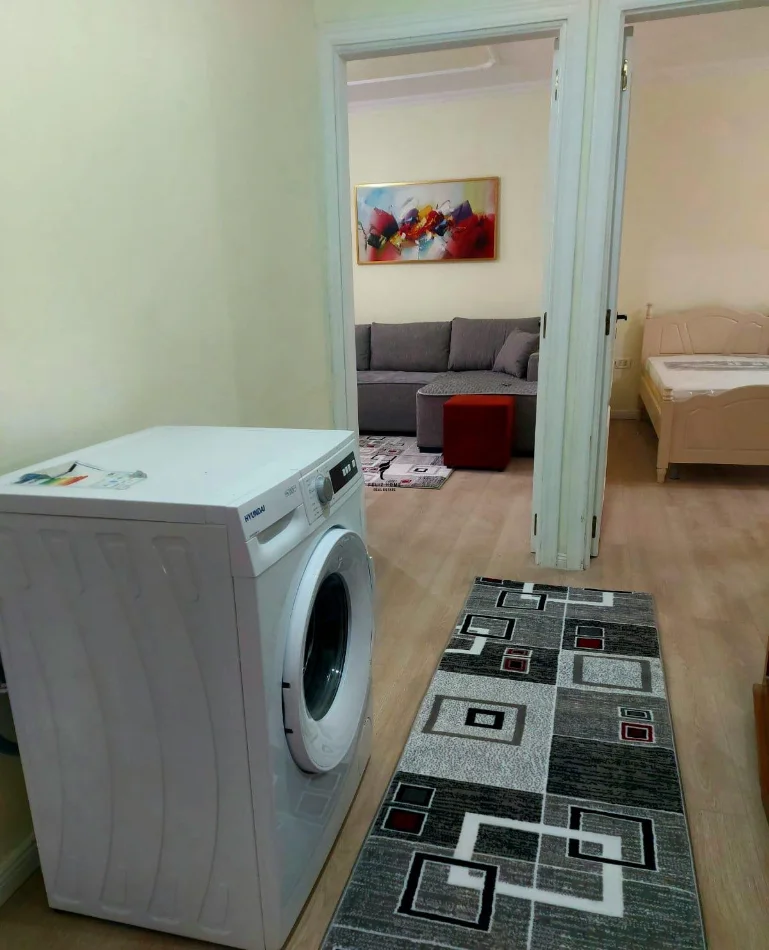 Shqiperi, jepet me qera apartament 1+1 Kati 5, 60 m² 420 € (ALI DEMI)