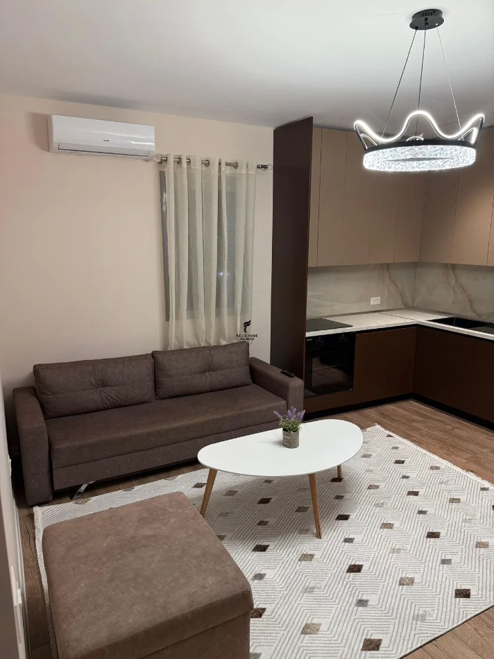 Tirane, jepet me qera apartament 1+1 Kati 3, 60 m² 400 € (SAUK)