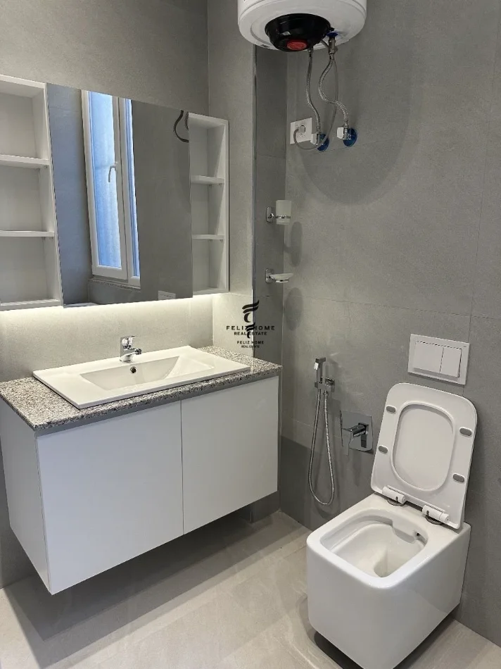 Tirane, jepet me qera apartament 2+1 Kati 1, 80 m² 600 € (DON BOSKO)