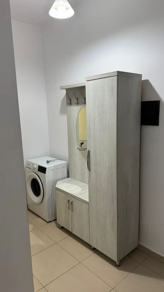 Tirane, jepet me qera apartament 1+1 Kati 1, 75 m² 500 € (5 MAJI)