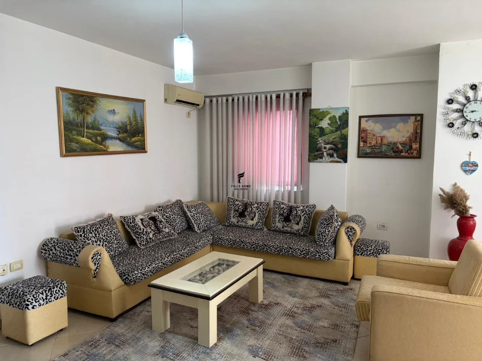 Tirane, jepet me qera apartament 2+1 Kati 3, 80 m² 550 € (JORDAN MISJA)