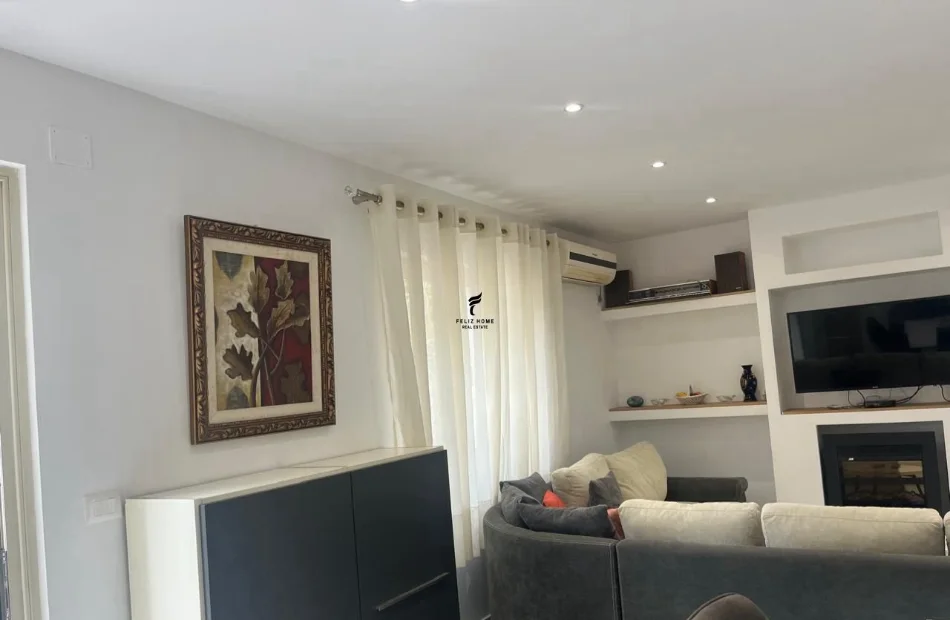Tirane, jepet me qera apartament 2+1 Kati 1, 80 m² 550 € (STACIONI I TRENIT)
