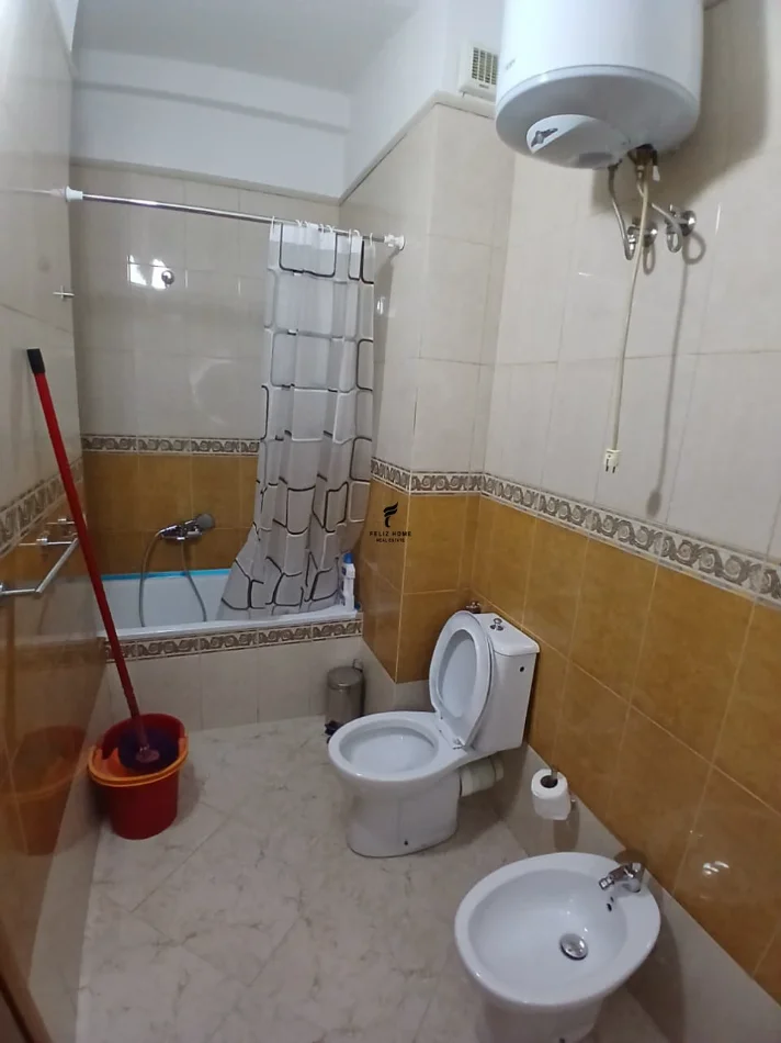 Tirane, jepet me qera apartament 2+1 Kati 9, 92 m² 850 € (RRUGA E KOSOVAREVE)