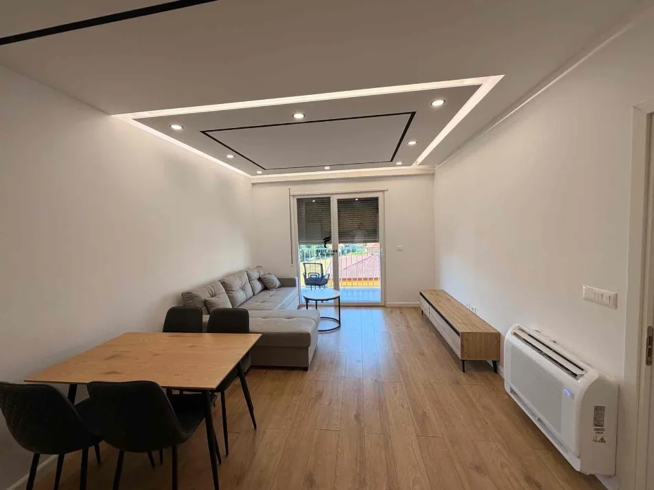 Tirane, jepet me qera apartament 1+1 Kati 2, 65 m² 500 € (ASTIR)