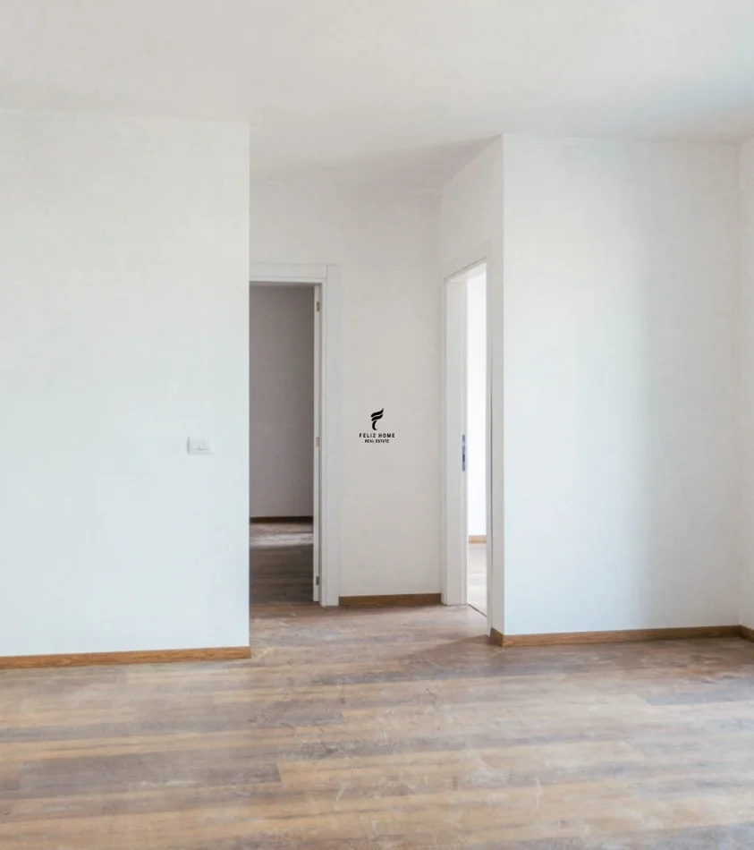 Tirane, jepet me qera zyre Kati 7, 130 m² 800 € (RRUGA E DURRESIT)