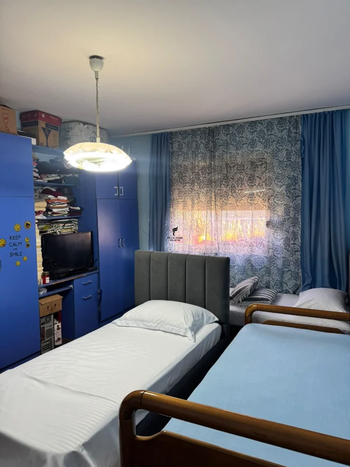 Tirane, jepet me qera apartament 2+1 Kati 3, 80 m² 600 € (VASIL SHANTO)