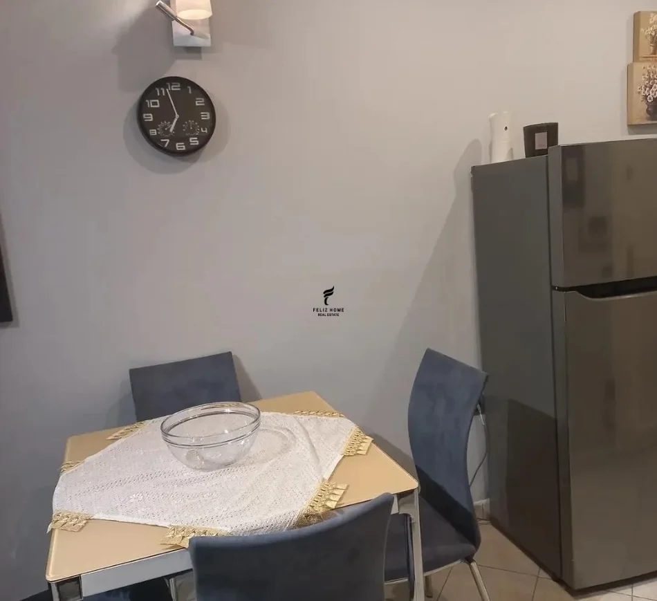 Tirane, jepet me qera apartament 1+1 Kati 3, 60 m² 600 € (BLLOK)