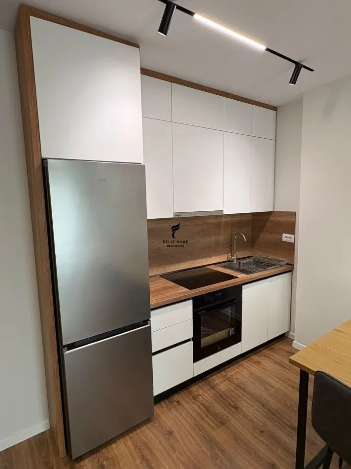 Tirane, jepet me qera apartament 1+1 Kati 3, 65 m² 570 € (RRUGA DRITAN HOXHA)