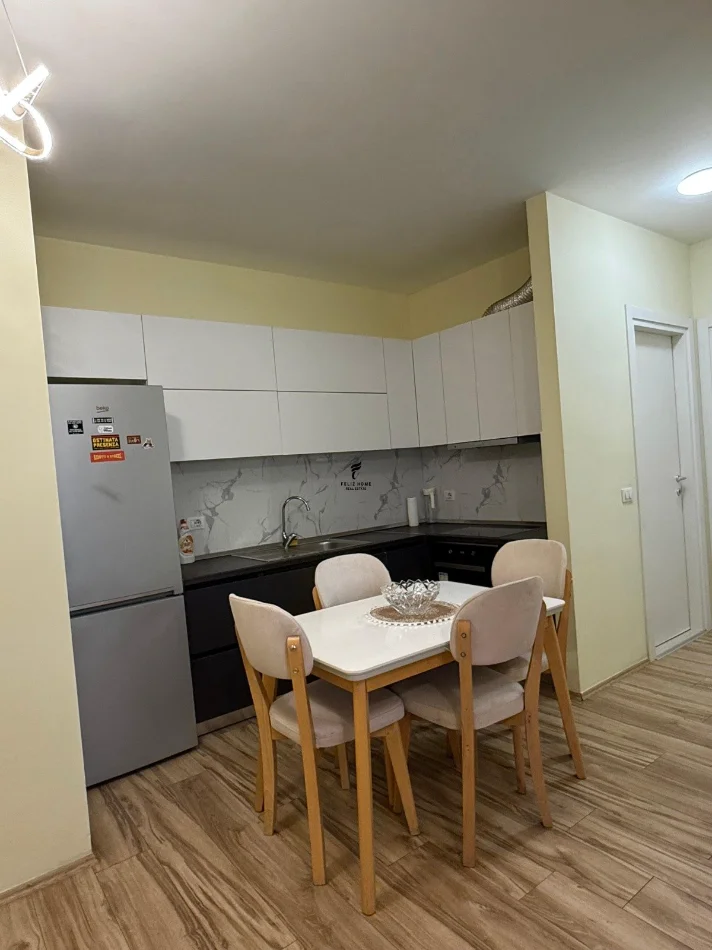 Tirane, jepet me qera apartament 2+1 Kati 6, 90 m² 750 € (DON BOSKO)