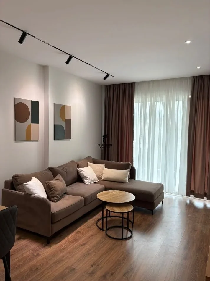 Tirane, jepet me qera apartament 1+1 Kati 3, 65 m² 570 € (RRUGA DRITAN HOXHA)