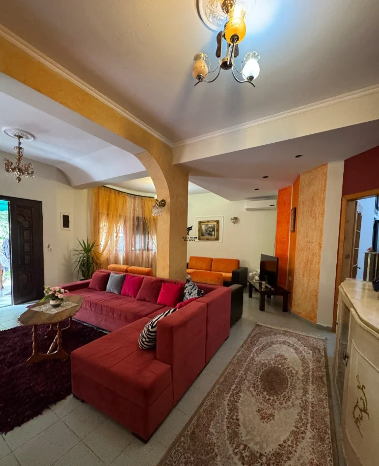 Tirane, shitet apartament 3+1 Kati 2, 138 m² 169.000 € (SELITE)