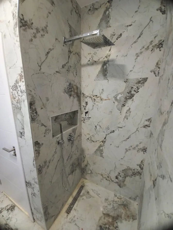 Tirane, jepet me qera apartament 2+1 Kati 2, 80 m² 550 € (FRESKU)