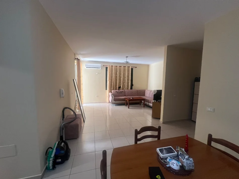 Tirane, jepet me qera apartament 2+1 Kati 3, 70 m² 500 € (KODRA E DIELLIT)