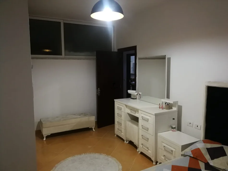 Tirane, shitet apartament 2+1 Kati 1, 82 m² 135.000 € (ASTIR)