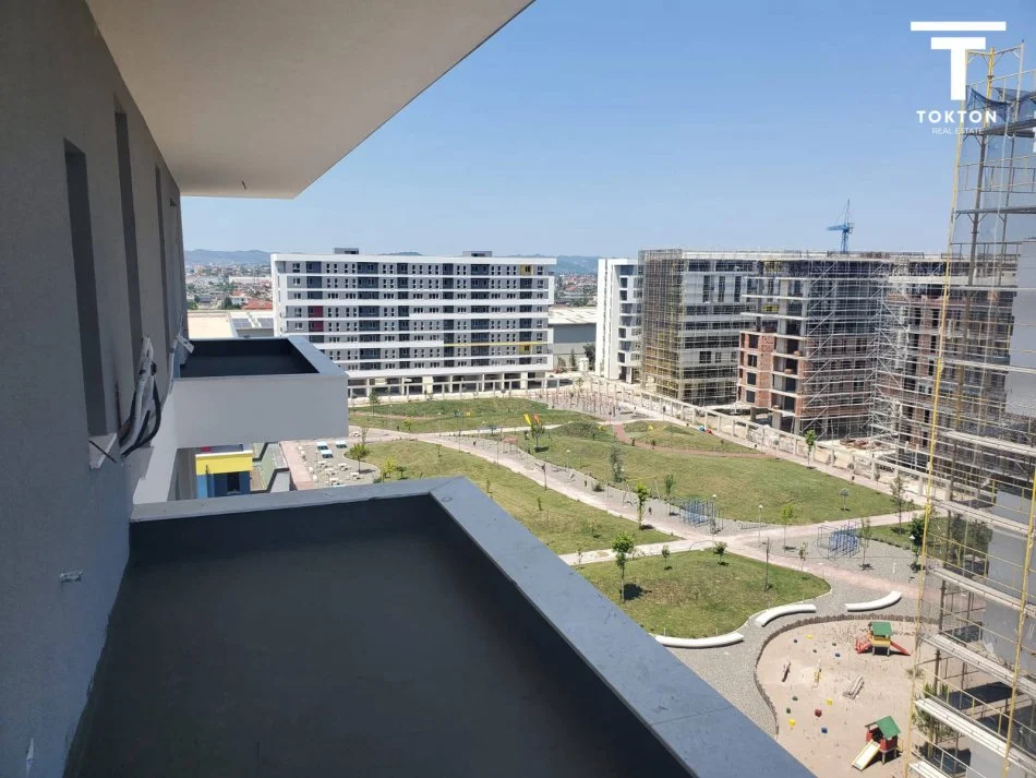 Tirane, shitet 2+1+Ballkon Kati 8, 124 m² (Univers City)