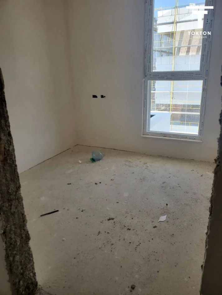 Tirane, shitet 2+1+Ballkon Kati 8, 124 m² (Univers City)