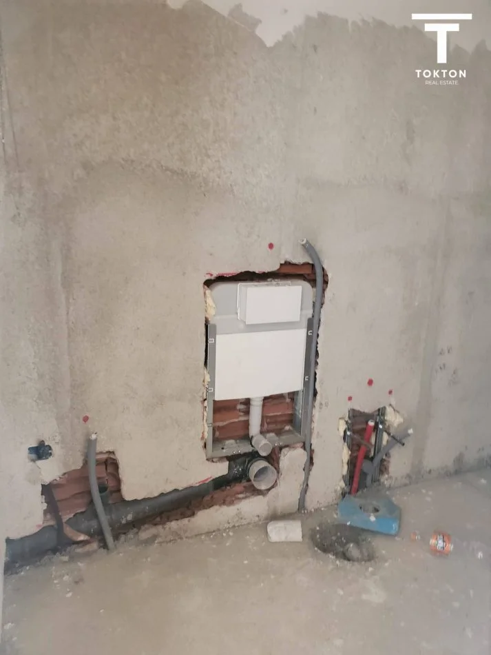 Tirane, shitet 2+1+Ballkon Kati 8, 124 m² (Univers City)