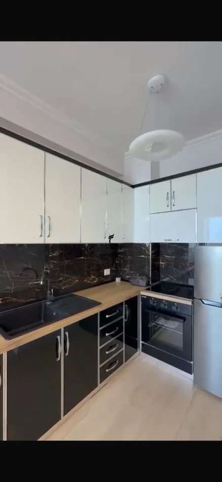 Tirane, jepet me qera apartament 1+1 Kati 7, 70 m² 500 € (ASTIR)