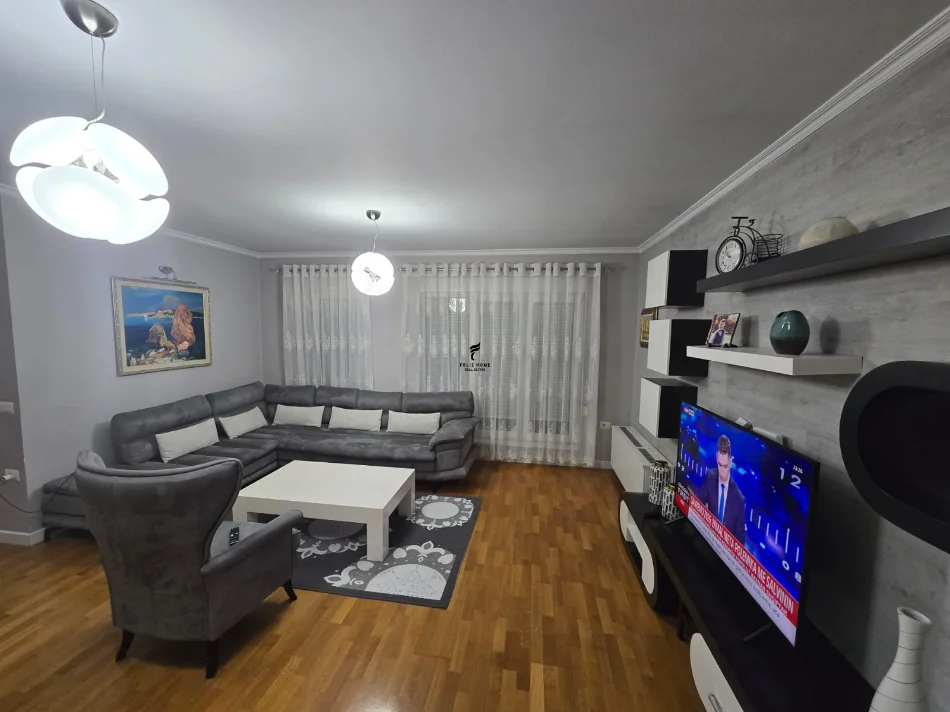 Tirane, shitet apartament 3+1 Kati 7, 140 m² 350.000 € (21 DHJETORI)