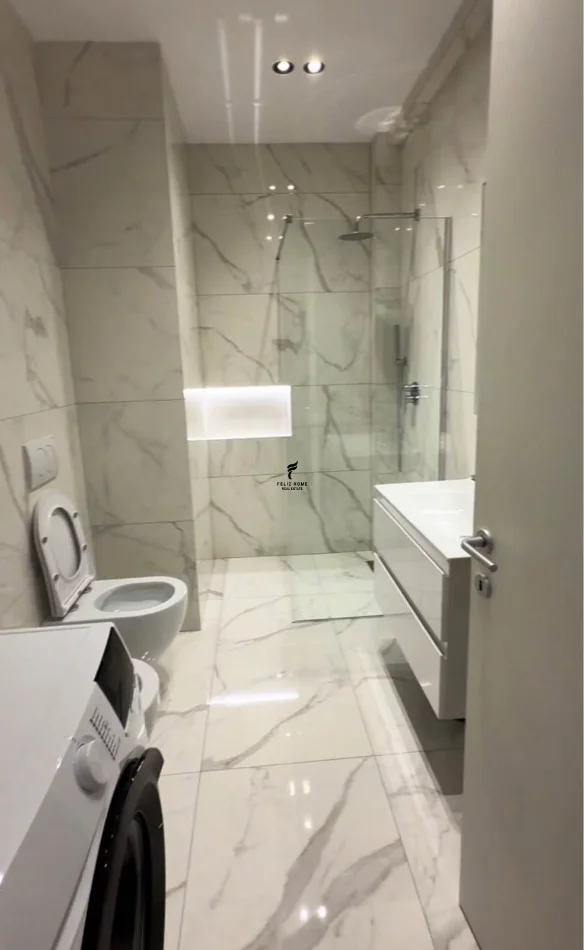 Tirane, jepet me qera apartament 1+1 Kati 1, 65 m² 600 € (STACIONI I TRENIT)