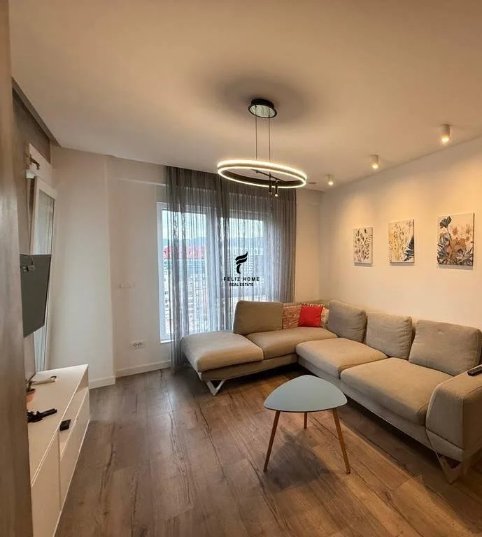 Tirane, jepet me qera apartament 2+1 Kati 11, 91 m² 880 € (21 DHJETORI)