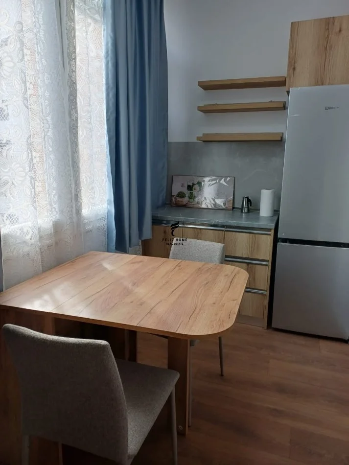 Tirane, jepet me qera garsonier , 40 m² 500 € (MYSLYM SHYRI)