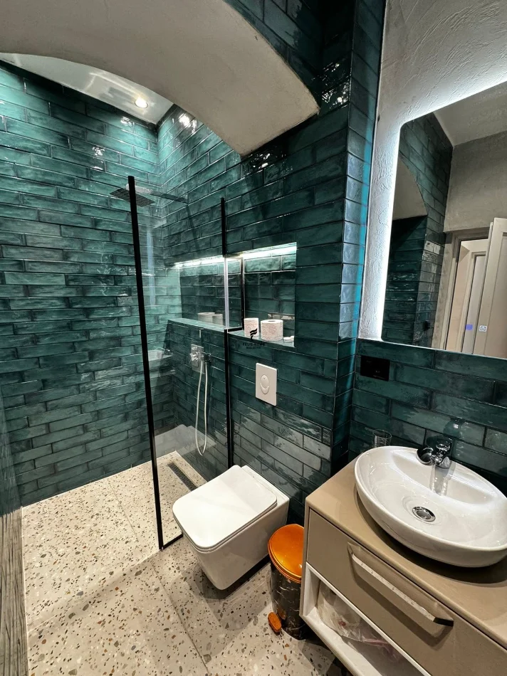 Tirane, jepet me qera apartament Kati 5, 40 m² 580 € (SHALLVARET)