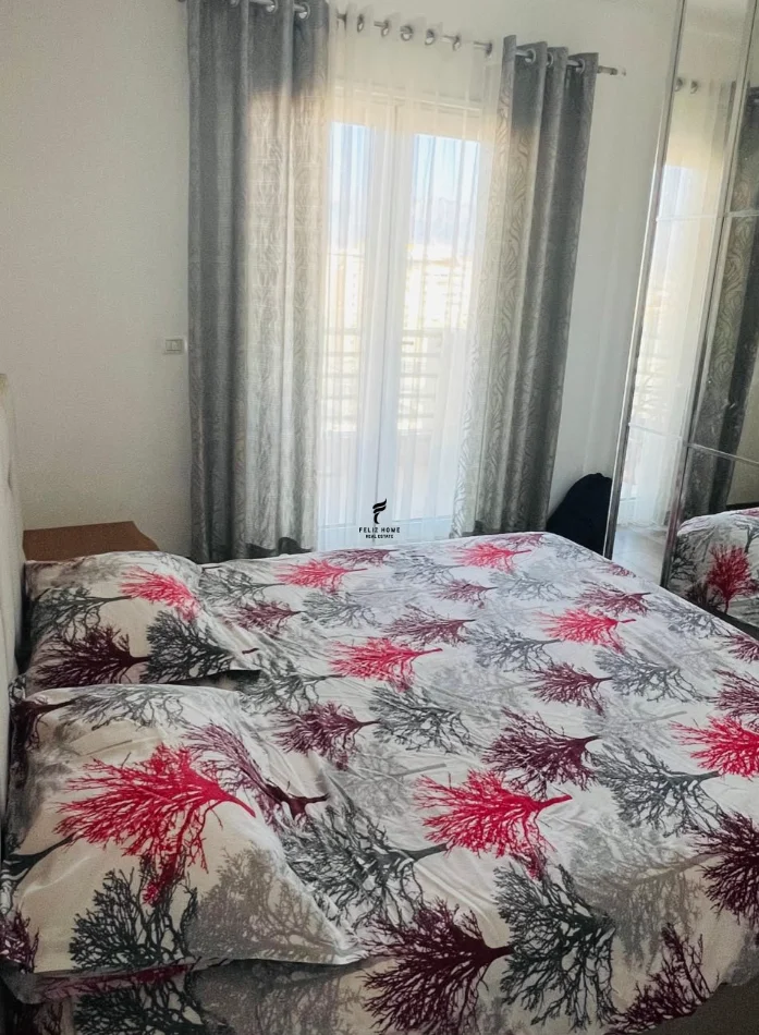 Tirane, jepet me qera apartament 2+1 Kati 12, 100 m² 700 € (STACIONI TRENIT)