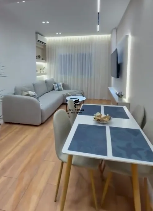Tirane, shitet apartament 1+1 Kati 4, 60 m² 163.000 € (PAZARI I RI)