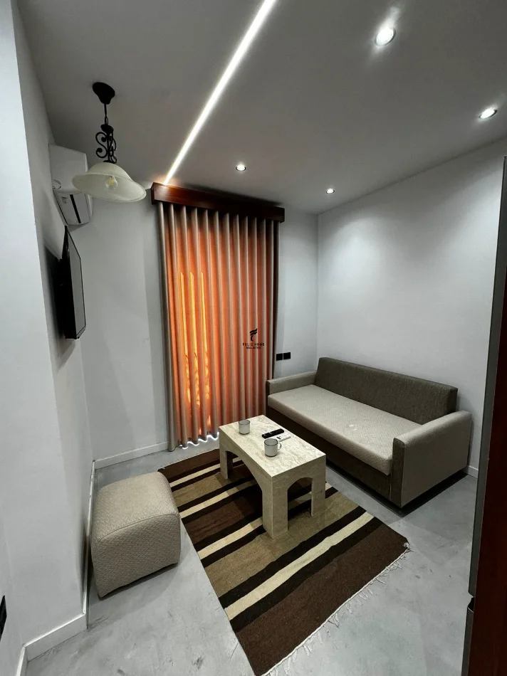 Tirane, jepet me qera apartament Kati 5, 40 m² 580 € (SHALLVARET)
