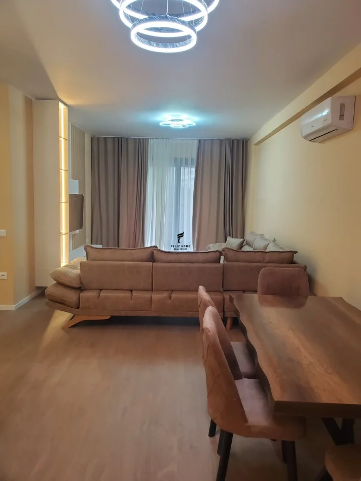 Tirane, jepet me qera apartament 2+1 Kati 1, 120 m² 1.300 € (LIQENI I THATE)