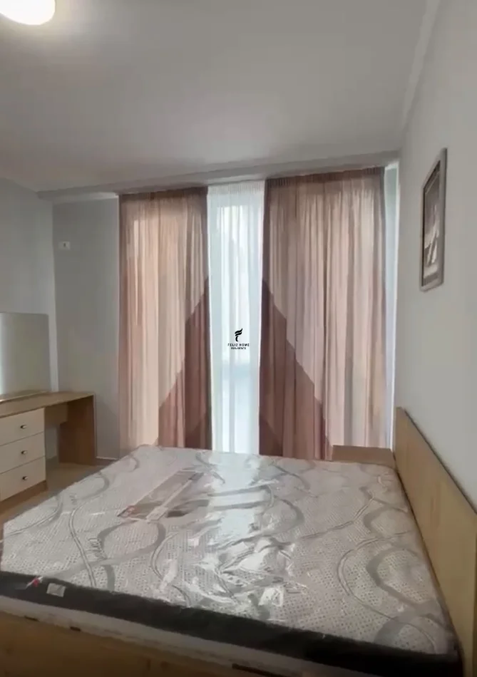 Tirane, jepet me qera apartament 2+1 Kati 2, 120 m² 1.500 € (STACIONI I TRENIT)