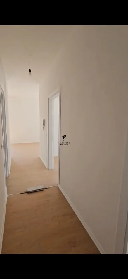 Tirane, jepet me qera zyre Kati 2, 110 m² 650 € (DON BOSKO)